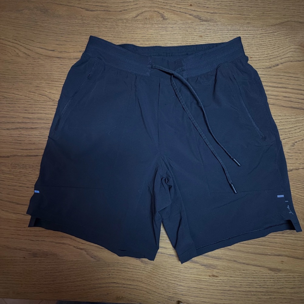 Lululemon License to Train Linerless Shorts 7 Black Running Athletic Size M